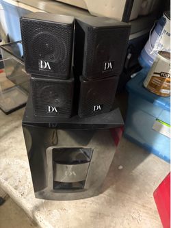 Danon Acoustics Surround Sound speakers (NO WIRES OR BOX)