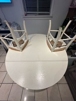 White Round Dining Table with 2 Chairs