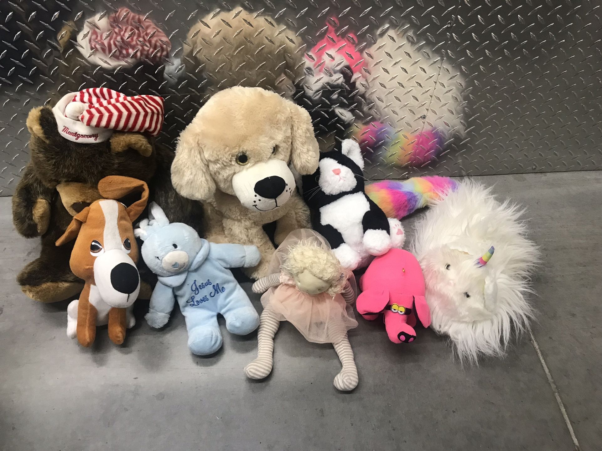 Plush Stuffed Animals 