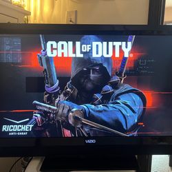 Vizio 37” CLASS LCD HDTV