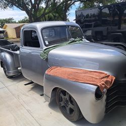 Custom Classic 1949 Chevy 3100