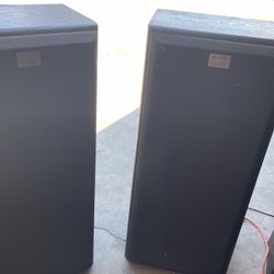 Sony Audio ! Sound Amazing! Im cleaning out my garage!