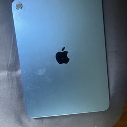 This Is One Of The Newest iPads That Just Came Out It Cuts On You Can Txt Do What Ever U Want On It , It Has No Cracks Or Nothing 