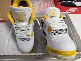 Size 8.5W Air Jordan 4 Retro $50