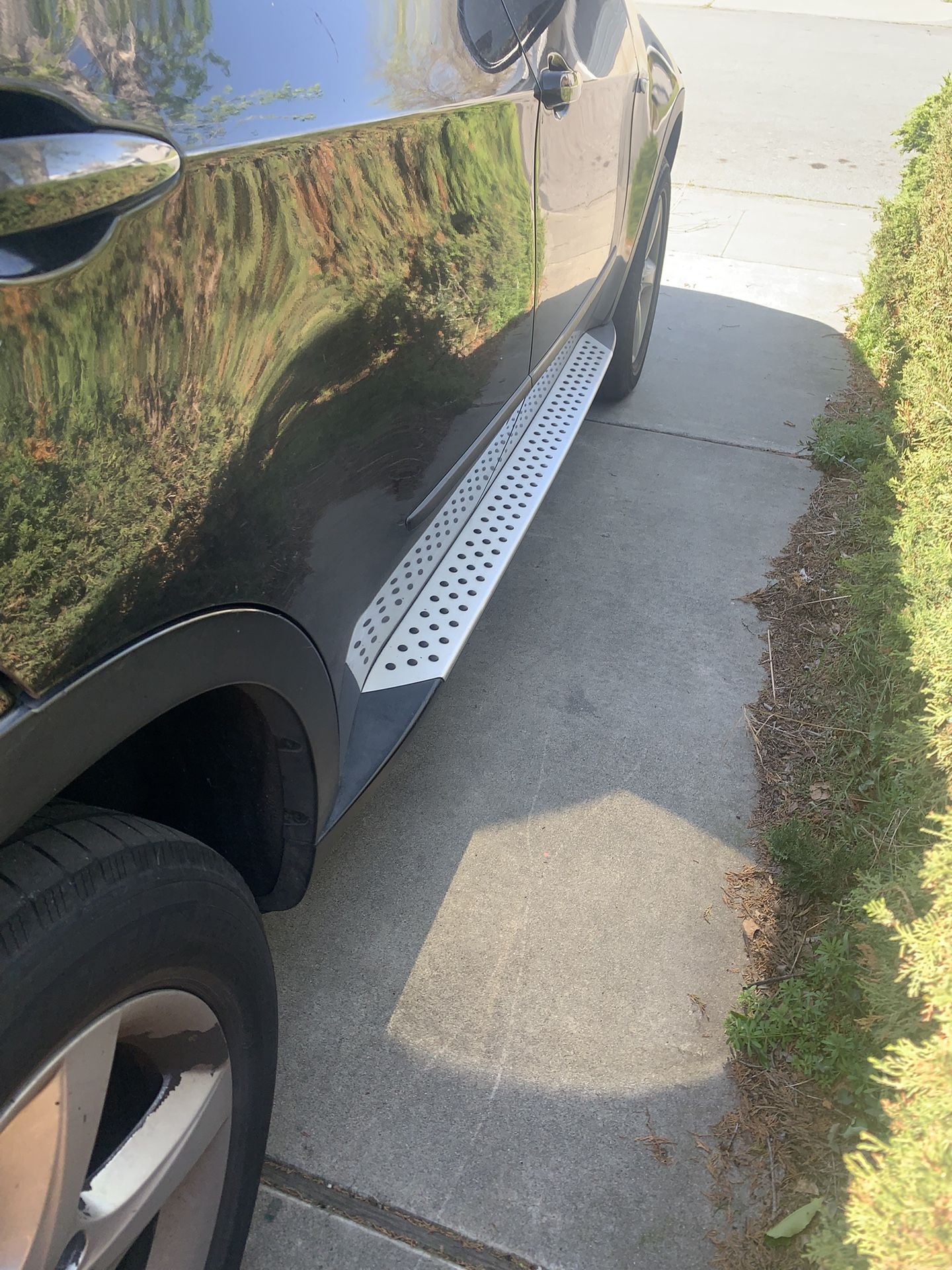 E90 BMW X5 2007-13 RIGHT Running Board