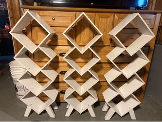 Bookshelves like new