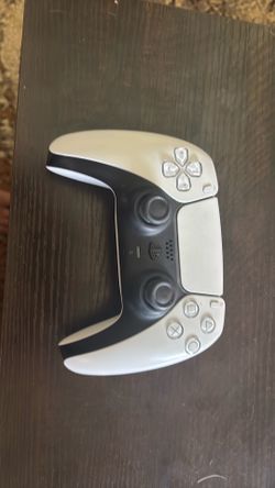 PS5 controller