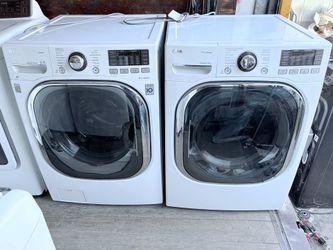 LG. WASHER AND GAS DRYER