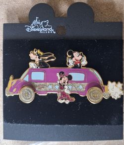 Rare 2001 Disney California Adventure "Superstar Limo" Pin