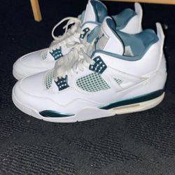 Jordan 4