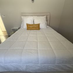 White Washed Queen bed