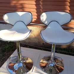 Modern bar stools