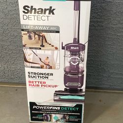 Shark Detect Lift-Away ADV Upright Vacuum, Pet Friendly, Floor Detect, Direction Detect, PowerFins Self-Cleaning Brushroll, LA490 Mauve