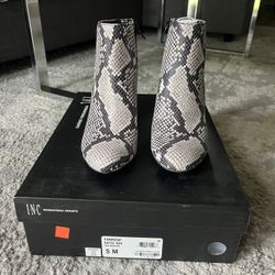 INC Farren Boots Size 5