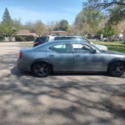 06 Dodge Charger