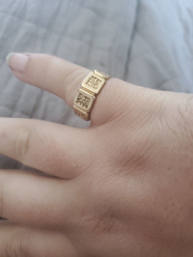 14k Solid Gold Ring