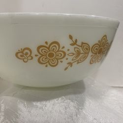 Vintage Pyrex Mixing Nesting Bowl, Butterfly Gold Pattern 404, 4 QT