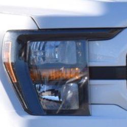 2023 Ford F150  Halogen Headlights