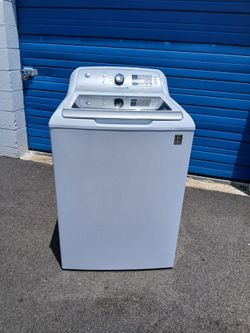 General Electric washer super capacity in good working condition ( Se Habla Español