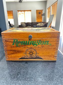 Vintage Remington Country Wooden Chest
