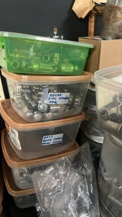 lug nuts