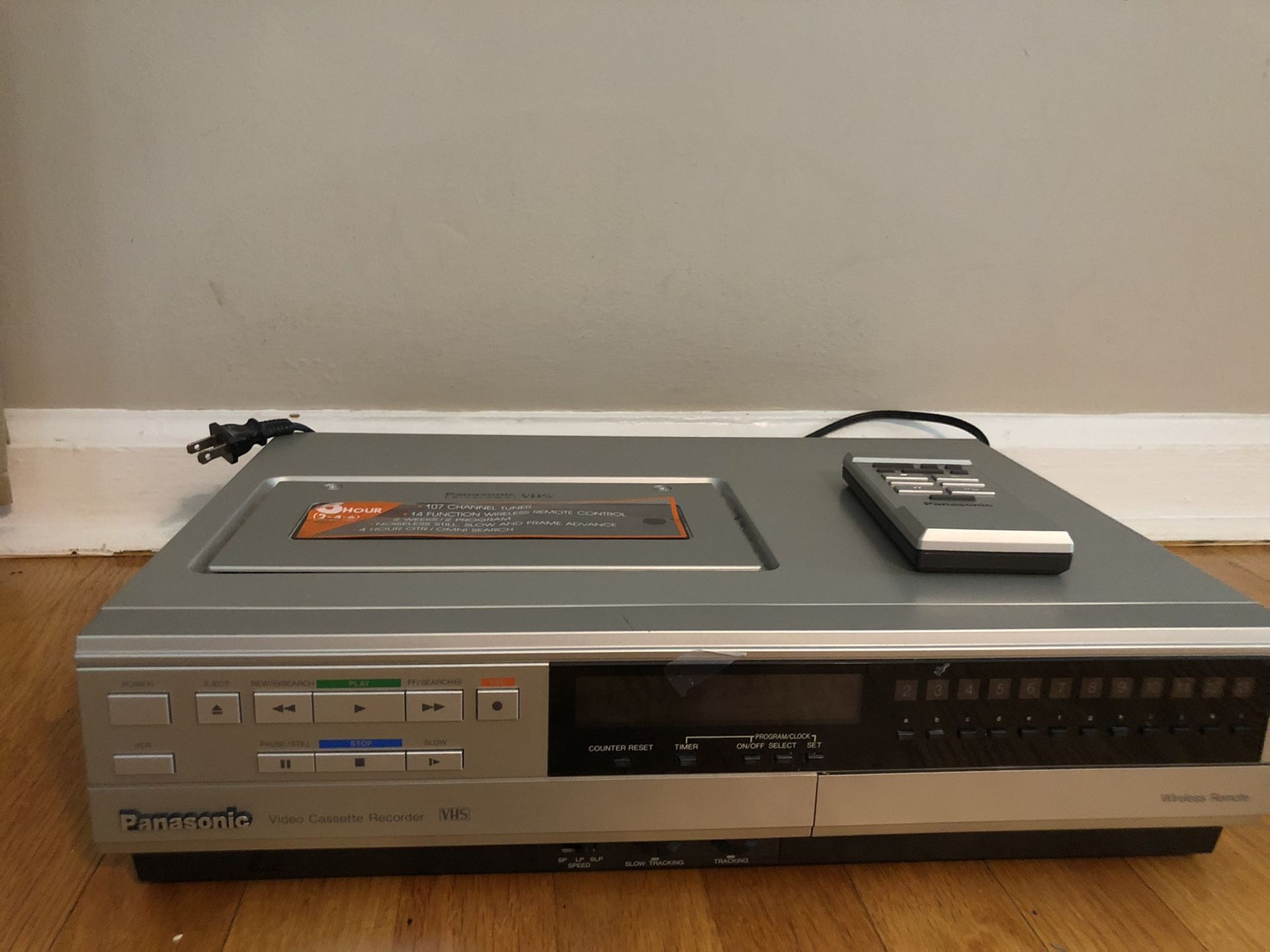 Panasonic VHS Omnivision VCR PV-1231R With Wireless Remote.