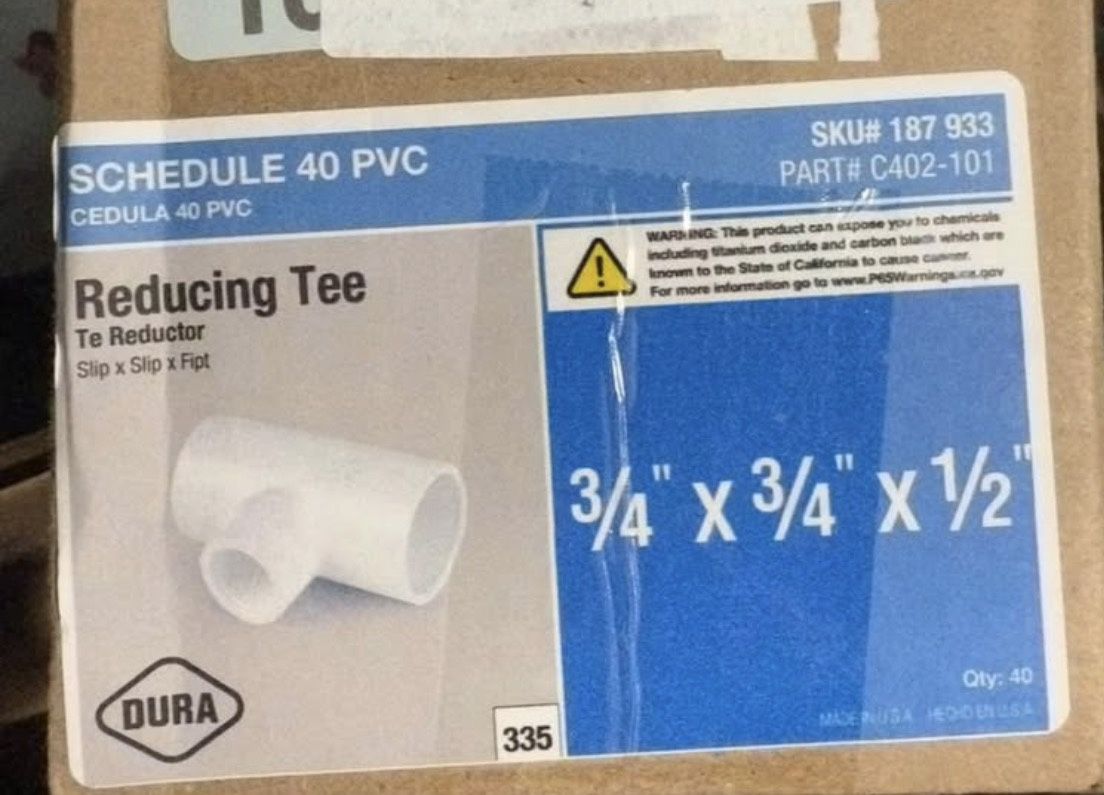 Box Of Dura Reducing Tee PVC  3/4”x3/4”x1/2”
