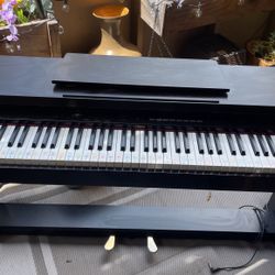 Roland Hp 130 Digital Piano