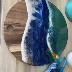 Round Resin Ocean Charcuterie Boards 