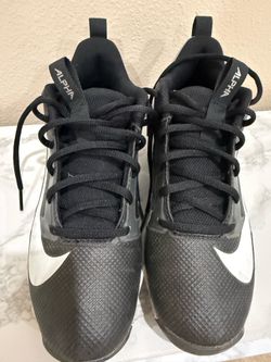 Nike football cleats 4y
