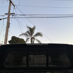 Camper from Ford Explore Sport Trac 2002