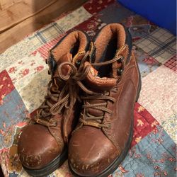 Timberlands Size5 Half  