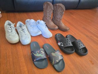 Boys Shoes 6