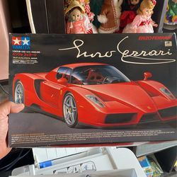 Tamiya 2002 1/24 Scale Enzo Ferrari Model Kit