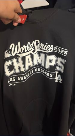 Los Angeles Dodgers 2025 World Series Hoodie-Large