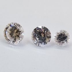 Three Loose Round Brilliant Cut Czs