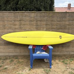 8’11”  Dan Taylor Surfboard