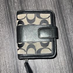 Coach Black And Grey Wallet 
