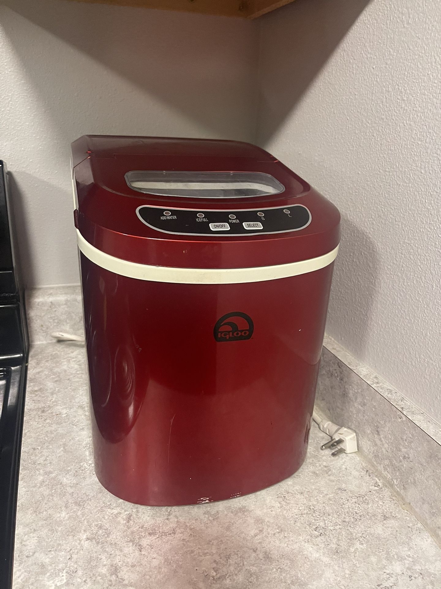 Igloo Portable Countertop Ice Maker