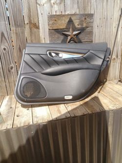 2015-2019 INFINITI Q70L passenger/right REAR INTERIOR DOOR PANEL OEM