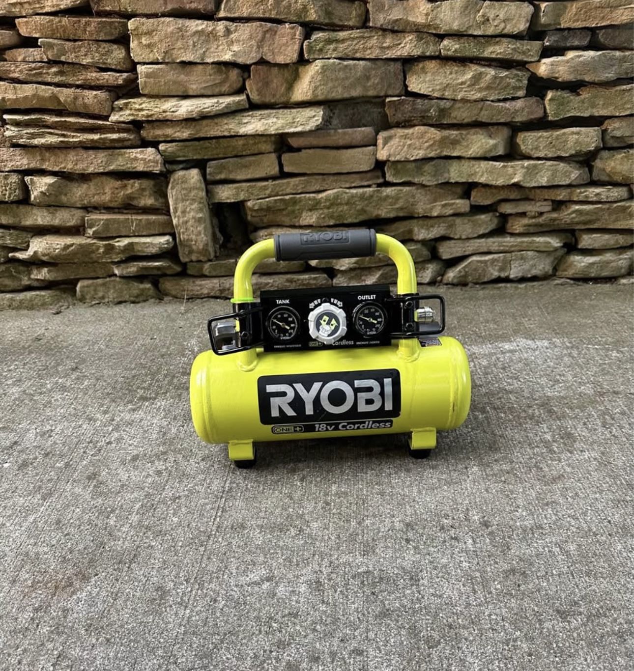 Ryobi 18V Air Compressor, tool only