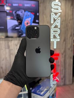 iPhone 16 Pro Max 256 GB - Black (Unlocked) + Warranty