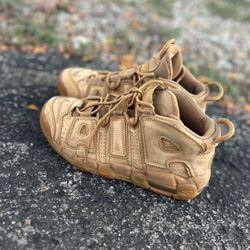 Nike 6Y Size 
