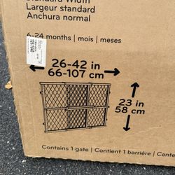 Baby Gate Brand New 