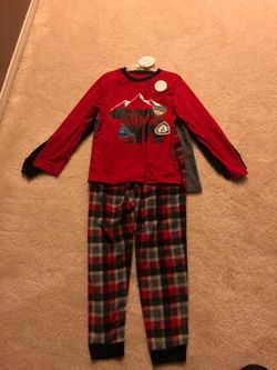 Boys fleece pajamas size 7, brand new