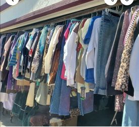 $2 each tons of clothes