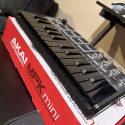 AKAI MPK MINI