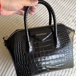 Givenchy small antigona croc