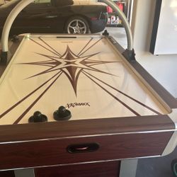Aromas Hockey Table