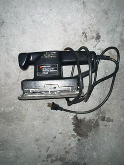 Black & DeckerSander